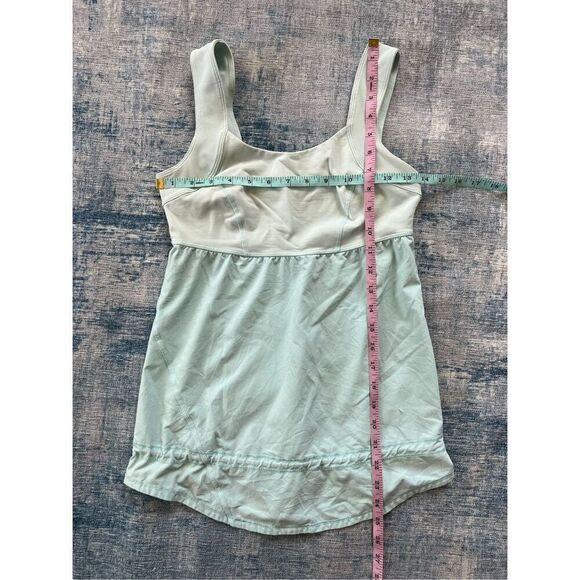 Lululemon Run: Chase Me Tank in Aquamarine Size 4 - Picture 3 of 9